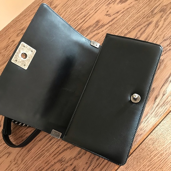 SOLD Chanel old medium lambskin boy - Picture 6 of 7